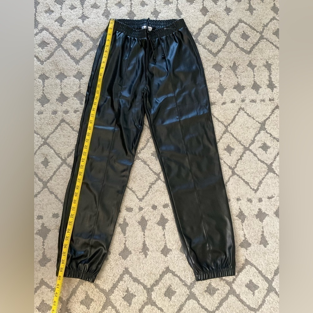 Women’s Black Pants - Picture 4 of 8